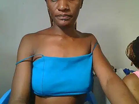 SleekCandy petites online show from June 7, 2026, 1:16 pm