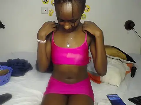Snapshot of BellaIvy chatting on June 28, 2026, 6:03 pm BellaIvy online show from June 28, 2026, 6:03 pm