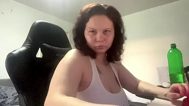 Redhair girl online show from June 24, 2026, 4:05 pm