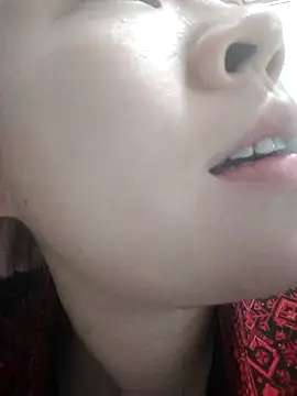 Loleml01 online show from June 30, 2026, 5:29 am