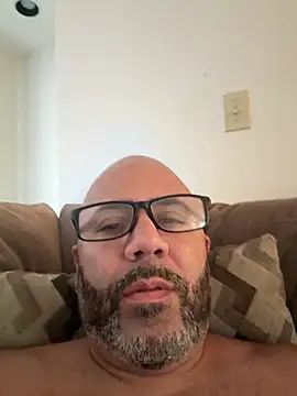 Snapshot of bigdick20101 chatting on July 17, 2026, 5:10 pm bigdick20101 online show from July 17, 2026, 5:10 pm