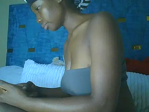 Snapshot of Mariana_150 chatting on May 22, 2026, 4:54 am Mariana 150 online show from May 22, 2026, 4:54 am