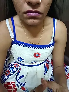Shanaya 001 online show from May 20, 2026, 4:53 am