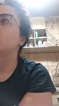 xmarshax online show from December 18, 2025, 4:28 am