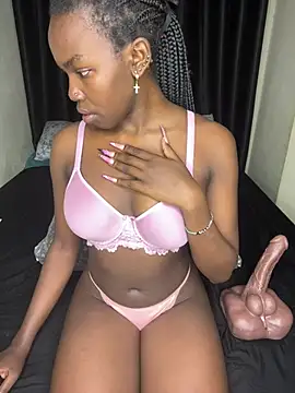 Snapshot of Your_Play_Girl chatting on July 22, 2026, 2:46 am Your Play Girl online show from July 22, 2026, 2:46 am