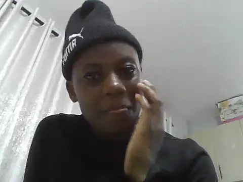 Smalltittsbigass online show from May 16, 2026, 5:34 pm