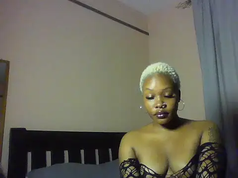 Snapshot of Hotness_vispicy chatting on May 26, 2026, 5:33 pm Hotness vispicy online show from May 26, 2026, 5:33 pm
