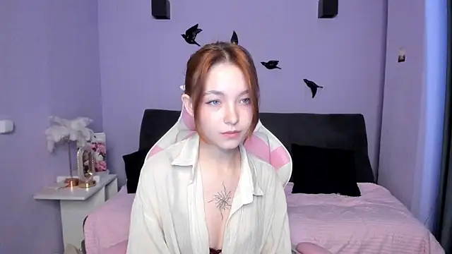 New Web Girl online show from May 23, 2026, 3:16 am
