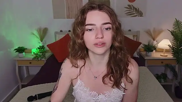 TayloryStar online show from June 8, 2026, 8:04 am
