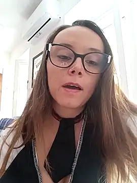 MissDiavoletta online show from May 17, 2026, 10:37 am