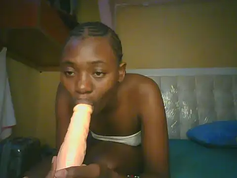 Preetygirlyz online show from July 1, 2026, 6:03 am