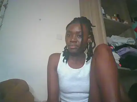 Preetygirlyz online show from June 19, 2026, 6:41 am