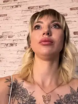TeaseBabeXXX online show from June 7, 2026, 10:26 pm
