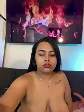 MiaLane3 online show from July 4, 2026, 1:48 pm