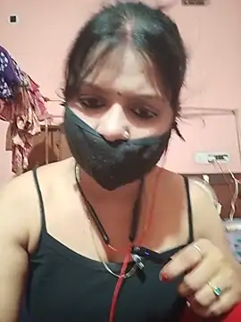 Snapshot of ZOYA-STRIP chatting on June 23, 2026, 4:05 pm ZOYA-STRIP online show from June 23, 2026, 4:05 pm