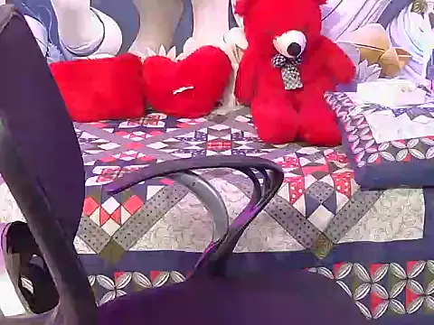 hii-siya online show from June 20, 2026, 4:39 am
