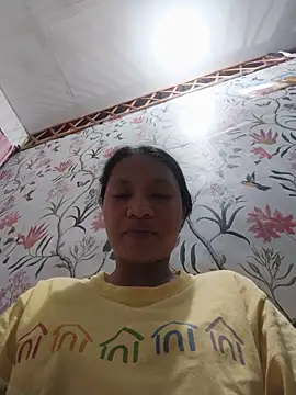 Snapshot of kayeflower chatting on May 17, 2026, 1:22 pm kayeflower online show from May 17, 2026, 1:22 pm