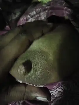 desi hot couples online show from May 31, 2026, 6:09 pm