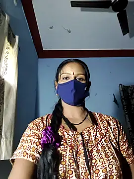madhushree143 online show from May 22, 2026, 4:43 am
