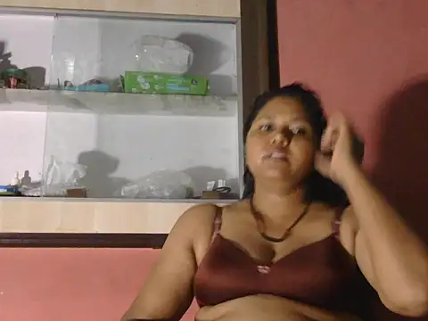 Miss kirtii online show from July 11, 2026, 5:57 pm