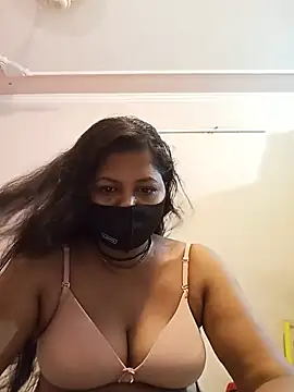Snapshot of Miss_kirtii chatting on May 20, 2026, 4:53 am Miss kirtii online show from May 20, 2026, 4:53 am