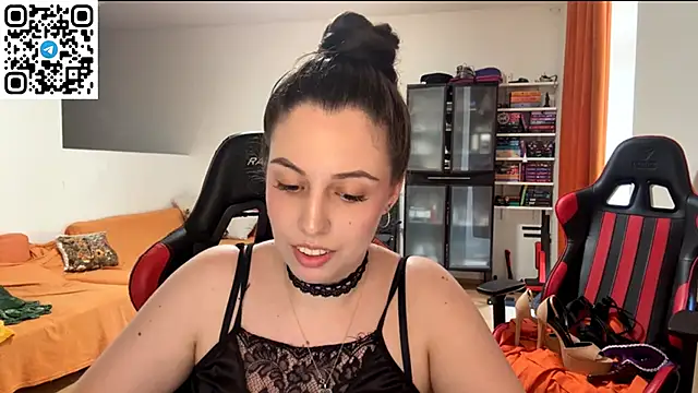 Snapshot of SweetFenomen67 chatting on June 27, 2026, 12:22 pm SweetFenomen67 online show from June 27, 2026, 12:22 pm