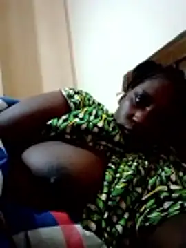 Queeny12 online show from June 1, 2026, 10:26 am