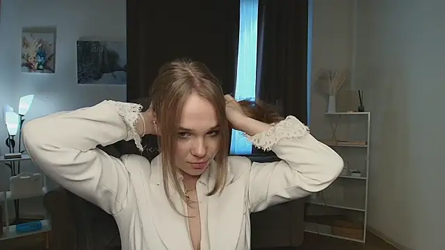 VetaIssacs online show from May 19, 2026, 1:29 pm