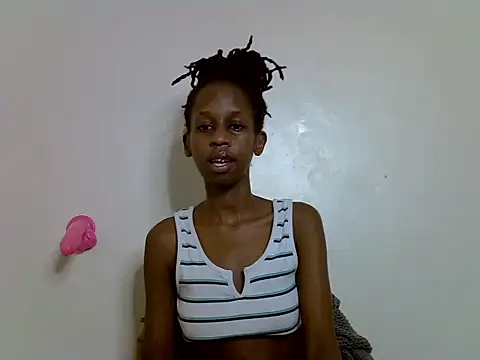 Snapshot of Miss_lexie69 chatting on June 14, 2026, 2:24 am Miss lexie69 online show from June 14, 2026, 2:24 am