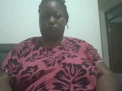 fat ebonyqueen online show from June 30, 2026, 7:03 pm