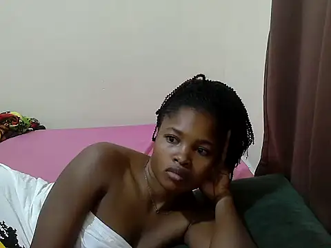 Snapshot of Zilpah_ chatting on June 4, 2026, 6:07 am Zilpah online show from June 4, 2026, 6:07 am