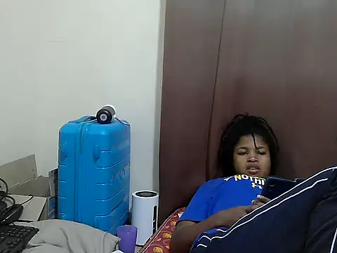 Snapshot of Zilpah_ chatting on June 10, 2026, 8:10 pm Zilpah online show from June 10, 2026, 8:10 pm