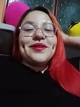 Snapshot of bruja_sscarlata chatting on June 19, 2026, 4:40 am bruja sscarlata online show from June 19, 2026, 4:40 am
