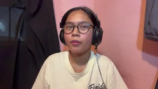 SalleyRoloff online show from May 27, 2026, 2:13 pm