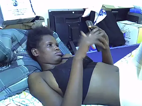 cute aliyah online show from June 17, 2026, 5:07 am