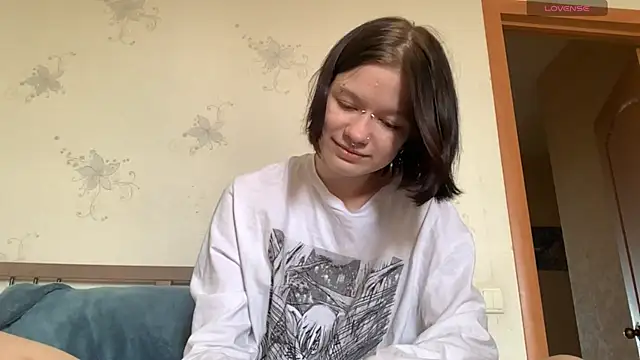Snapshot of CelesteColao chatting on June 20, 2026, 12:43 pm CelesteColao online show from June 20, 2026, 12:43 pm