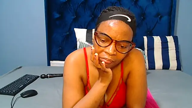 hotsexyberry23 online show from July 4, 2026, 3:49 pm