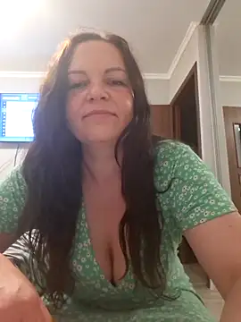 Snapshot of Meri_a chatting on June 9, 2026, 7:15 pm Meri a online show from June 9, 2026, 7:15 pm