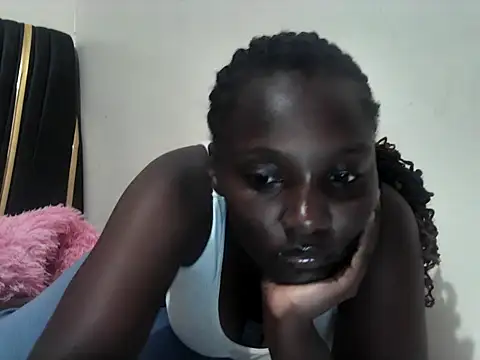 Snapshot of sexyleah25 chatting on June 20, 2026, 8:36 pm sexyleah25 online show from June 20, 2026, 8:36 pm