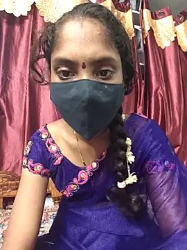 reshma124 online show from June 17, 2026, 6:07 pm