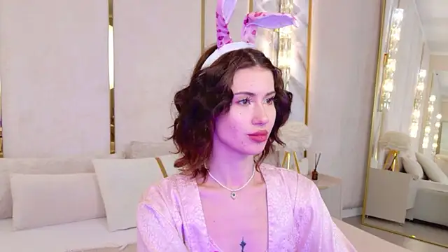 StellaMelrose online show from June 25, 2026, 5:12 am
