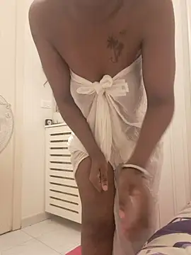 Cutechoco online show from July 14, 2026, 7:09 pm