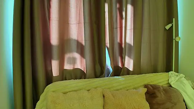 silver grl online show from June 2, 2026, 1:38 am
