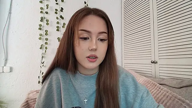 silver grl online show from May 25, 2026, 3:06 am