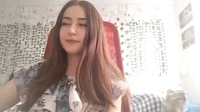 Snapshot of Pollykiss chatting on July 10, 2026, 9:42 am Pollykiss online show from July 10, 2026, 9:42 am