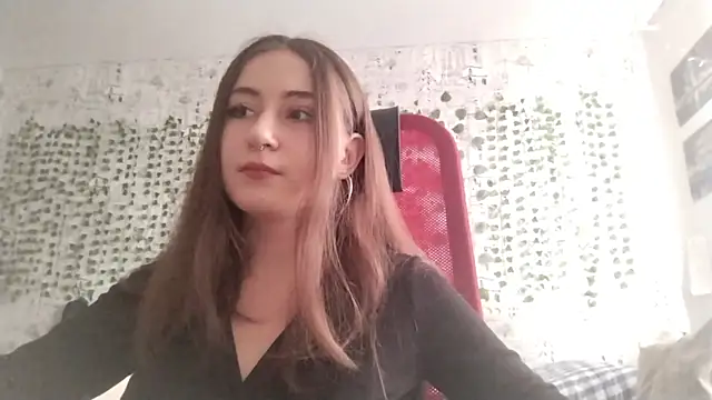 Snapshot of Pollykiss chatting on July 30, 2026, 10:36 am Pollykiss online show from July 30, 2026, 10:36 am