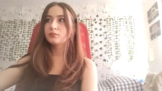 Snapshot of Pollykiss chatting on July 3, 2026, 9:38 am Pollykiss online show from July 3, 2026, 9:38 am