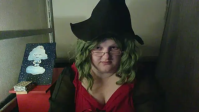 Freya Fellie online show from May 20, 2026, 4:04 pm
