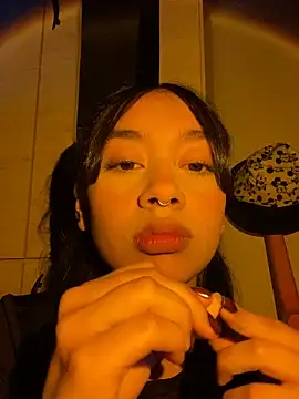 Hana-SL online show from May 28, 2026, 3:36 am