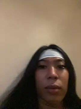 hugecock tamira online show from June 18, 2026, 3:16 am